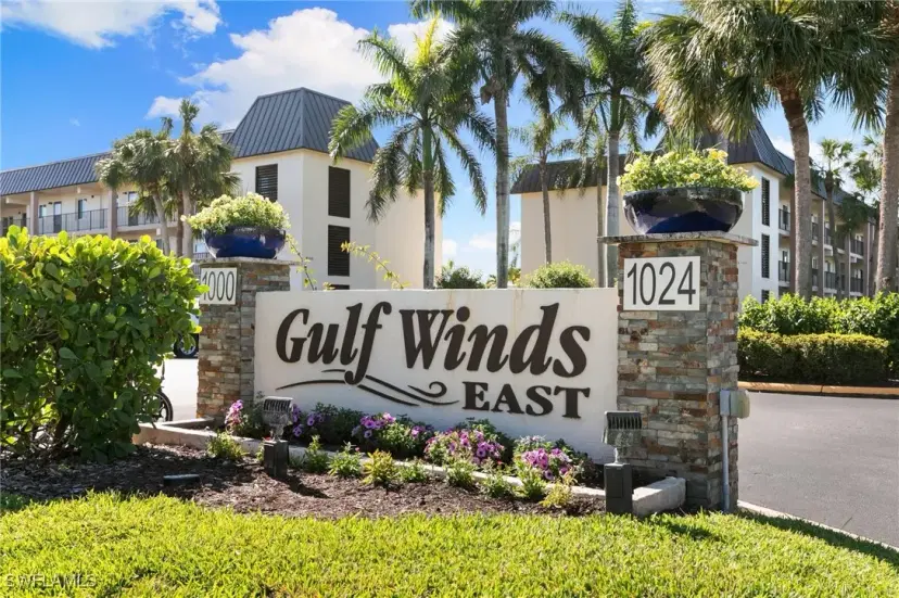 Picture of 1024 Manatee Rd C303, Naples FL 34114