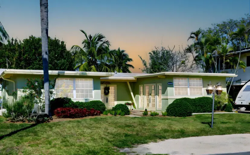 Picture of 2555 Nassau Ln, Fort Lauderdale FL 33312