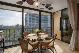 Picture of 271 Southbay Dr 256, Naples, FL 34108
