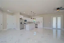 Picture of 2023 Robert Ave, Alva, FL 33920