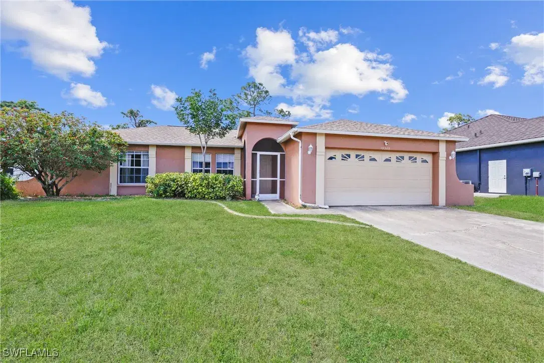 Picture of 18388 Camellia Rd, Fort Myers, FL 33967