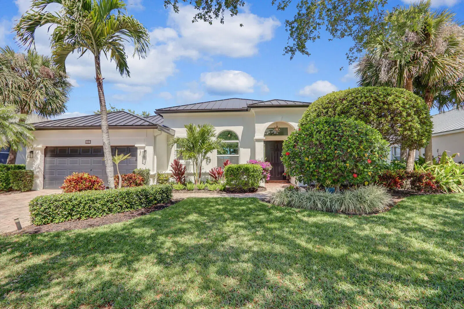 Picture of 137 Magnolia Way, Tequesta, FL 33469
