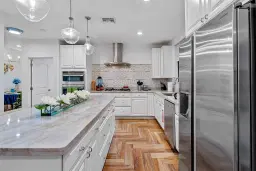 Picture of 605 NE 15Th Ave, Fort Lauderdale, FL 33304