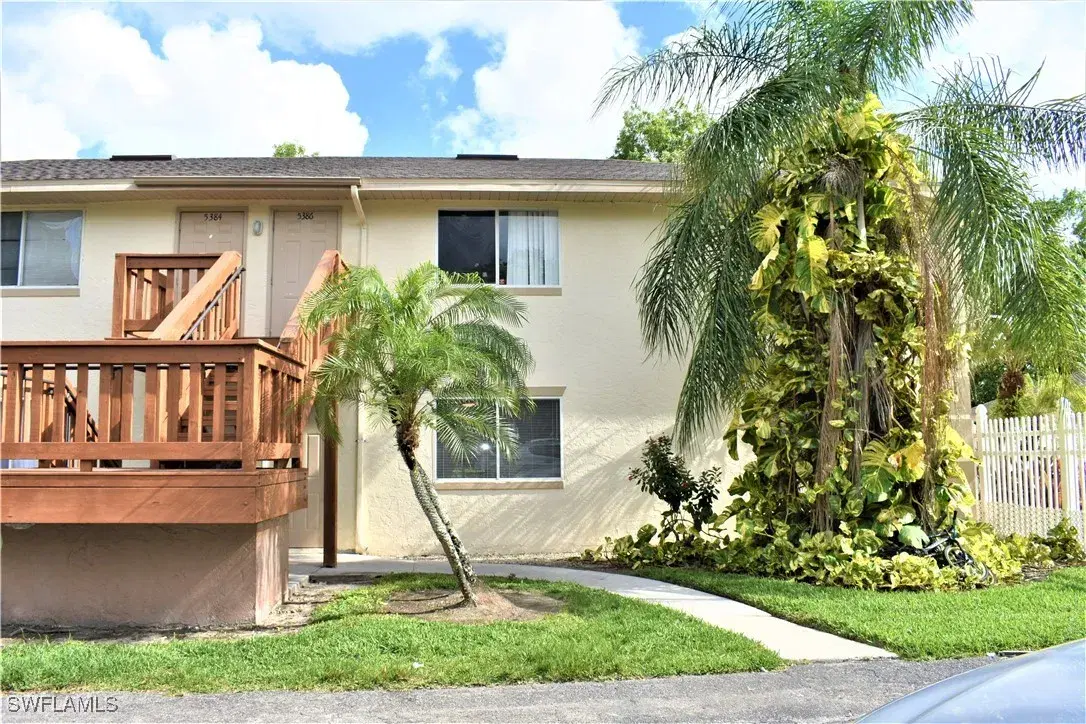 Picture of 5382 16Th Pl Sw F-2, Naples, FL 34116