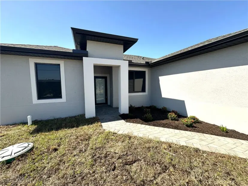 Picture of 2605 10Th St Sw, Lehigh Acres FL 33976