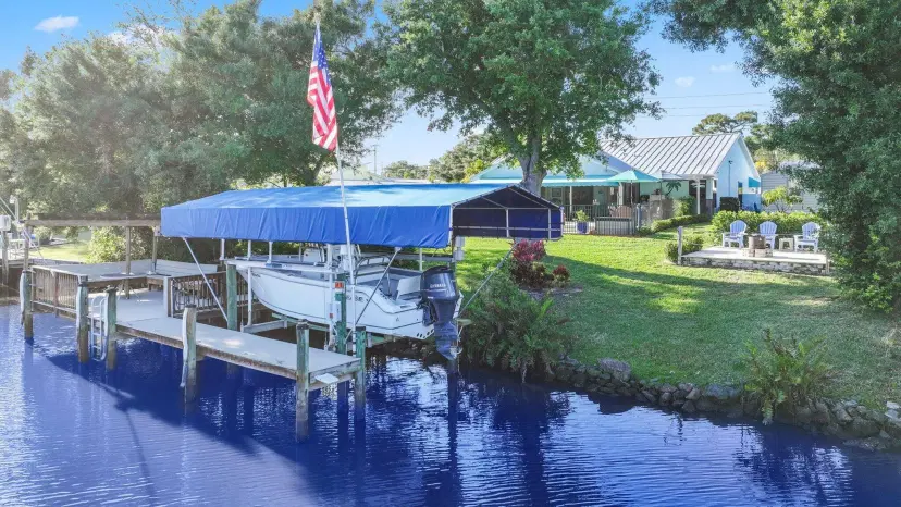 Picture of 956 SW All American Boulevard, Palm City FL 34990