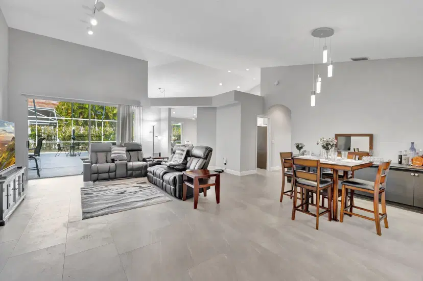 Picture of 7785 Dorchester Road, Boynton Beach FL 33472