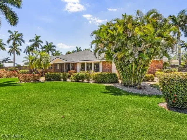 Picture of 1334 Longwood Dr, Fort Myers FL 33919