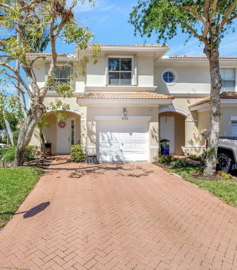 Picture of 6132 Seminole Gardens Circle, Riviera Beach FL 33418