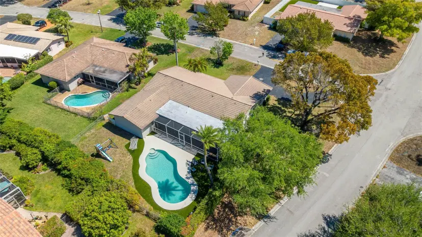 Picture of 2700 NW 83Rd Ter, Coral Springs FL 33065