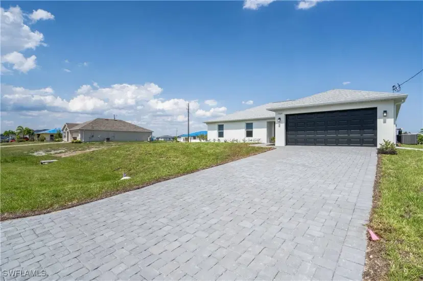 Picture of 1725 NW 9Th Ave, Cape Coral FL 33993