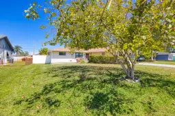Picture of 661 SE Sweetbay Ave Avenue, Port St Lucie, FL 34983