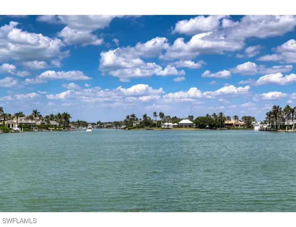 Picture of 605 Admiralty Parade W, Naples, FL 34102