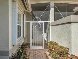 Picture of 9771 Crescent View Drive S, Boynton Beach, FL 33437