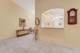 Picture of 9771 Crescent View Drive S, Boynton Beach, FL 33437