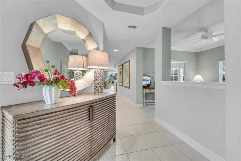 Picture of 8157 Saratoga Dr 1502, Naples FL 34113