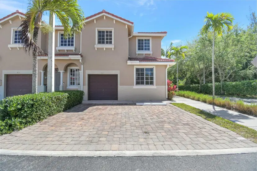 Picture of 21421 NW 13Th Ct 511, Miami FL 33169