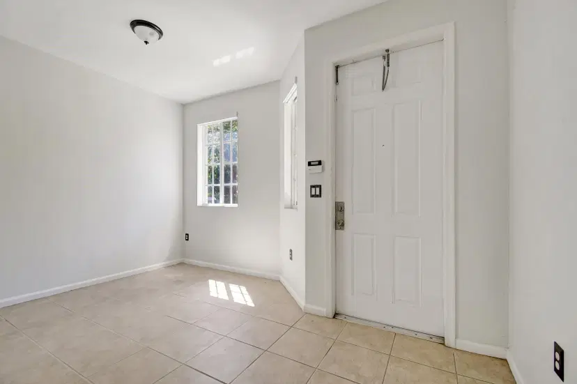 Picture of 21421 NW 13Th Ct 511, Miami FL 33169