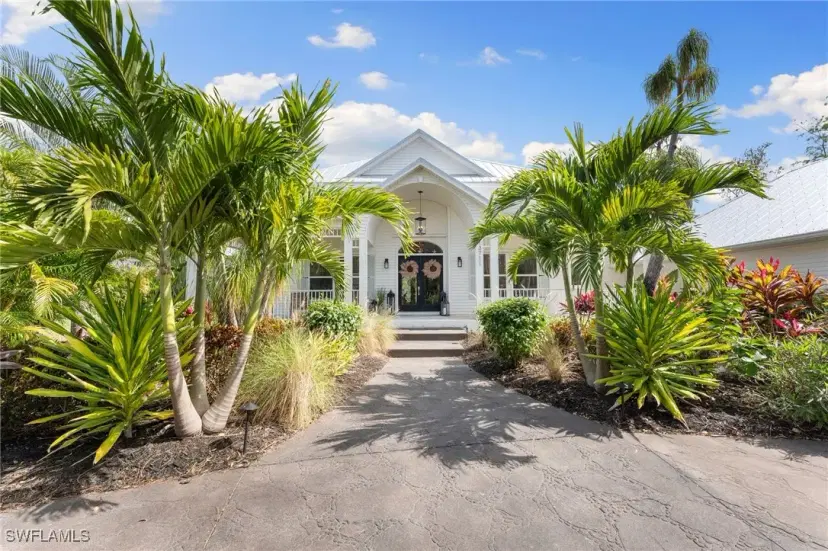 Picture of 13711 Hickory Run Ln, Fort Myers FL 33912