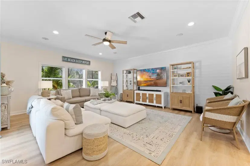Picture of 13711 Hickory Run Ln, Fort Myers FL 33912