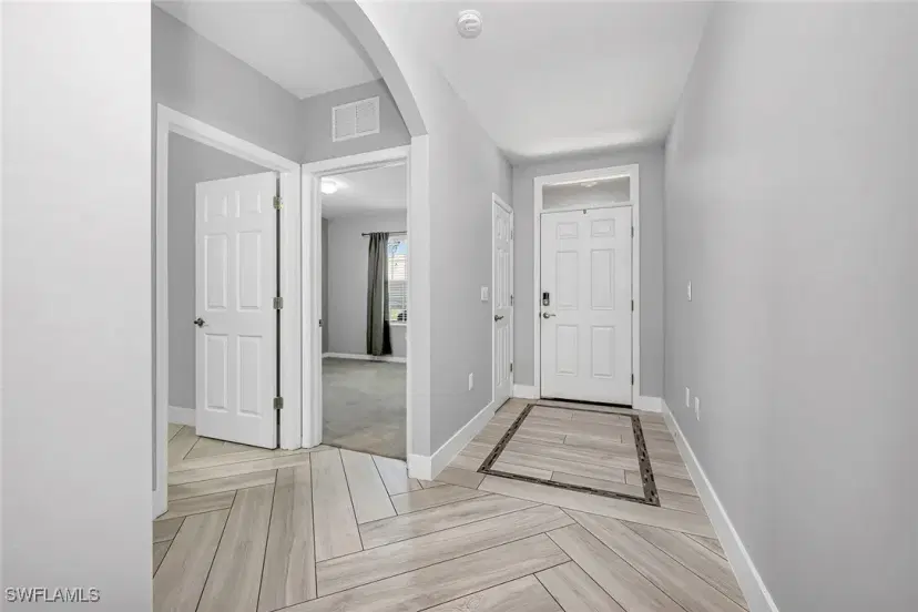Picture of 757 Twinning St, Naples FL 34104