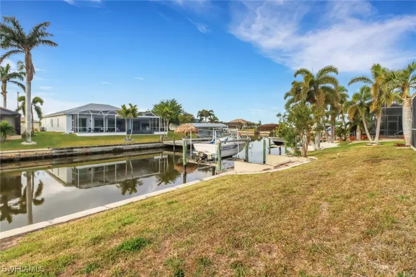Picture of 928 Mohawk Pkwy, Cape Coral FL 33914