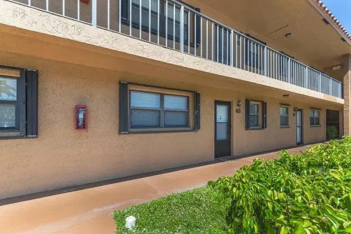 Picture of 1941 W Woolbright Road C102, Boynton Beach FL 33426