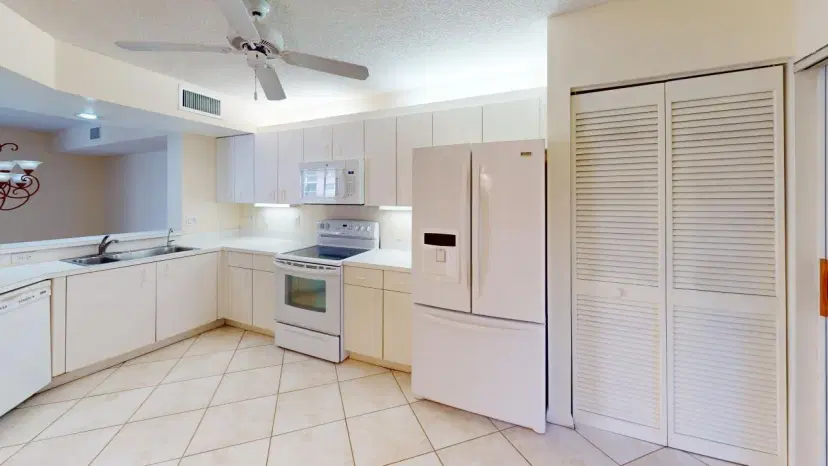 Picture of 7644 Trent Dr 205, Tamarac FL 33321