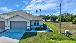 Picture of 20048 Lake Vista Cir, Lehigh Acres, FL 33936