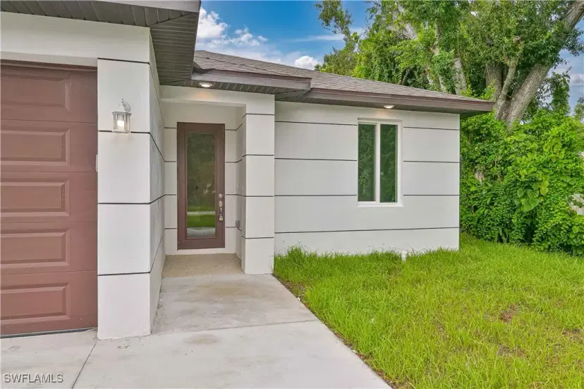 Picture of 1118 Luray Ave, Fort Myers FL 33916