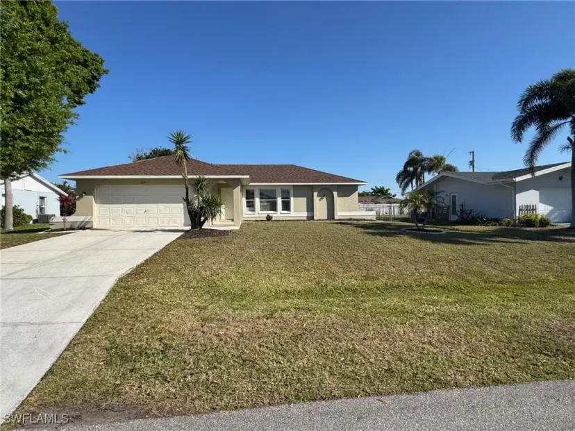 Picture of 919 SE 32Nd St, Cape Coral FL 33904