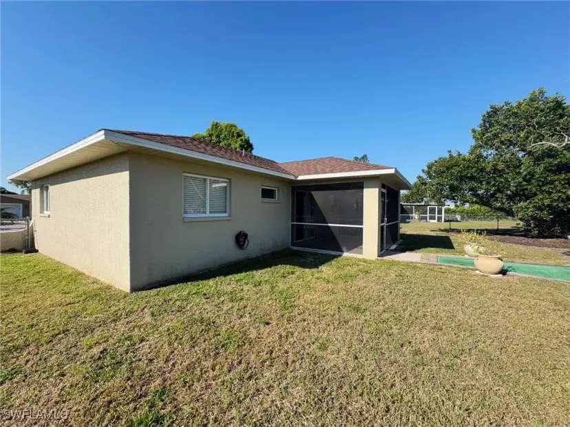 Picture of 919 SE 32Nd St, Cape Coral FL 33904
