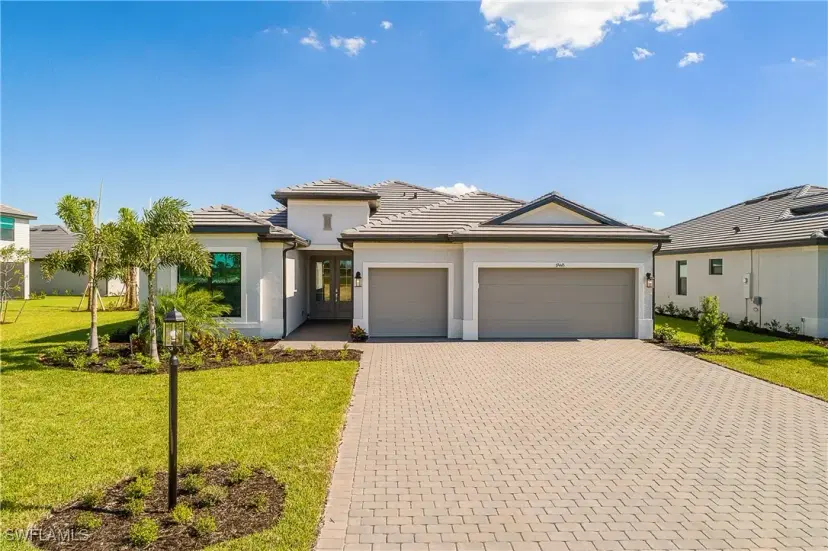 Picture of 19445 Hinkley Dr, Estero FL 33928