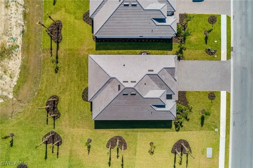 Picture of 19445 Hinkley Dr, Estero FL 33928