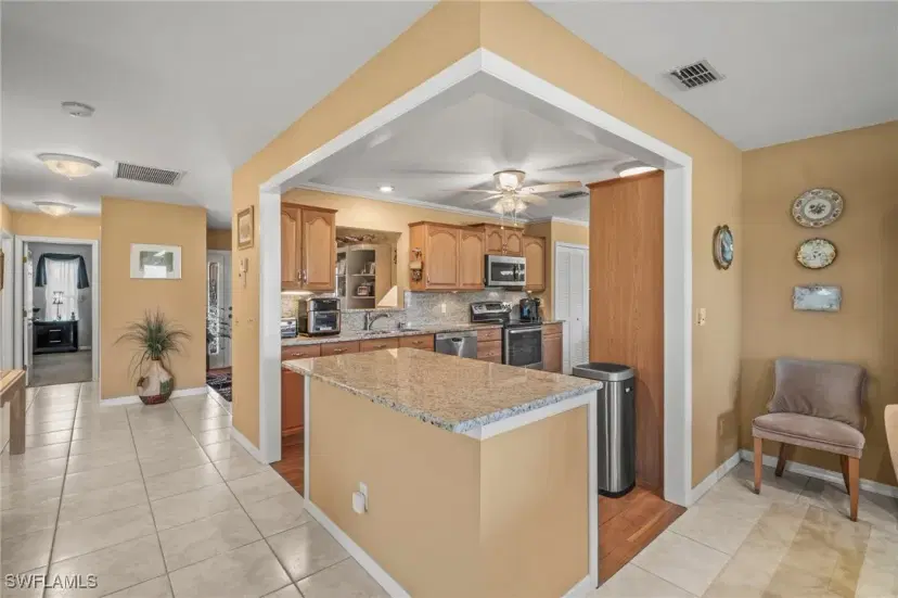 Picture of 5666 Arvine Cir, Fort Myers FL 33919