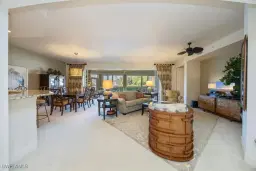 Picture of 730 Waterford Dr 102, Naples, FL 34113