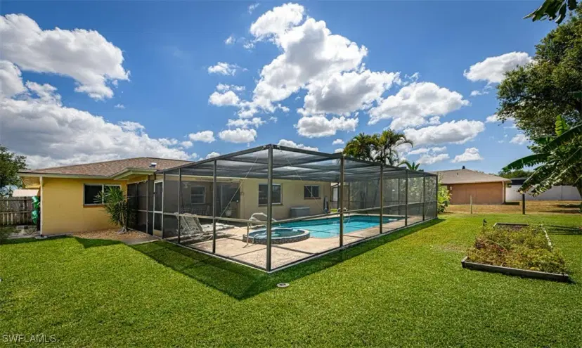 Picture of 1421 SE 19Th Ln, Cape Coral FL 33990