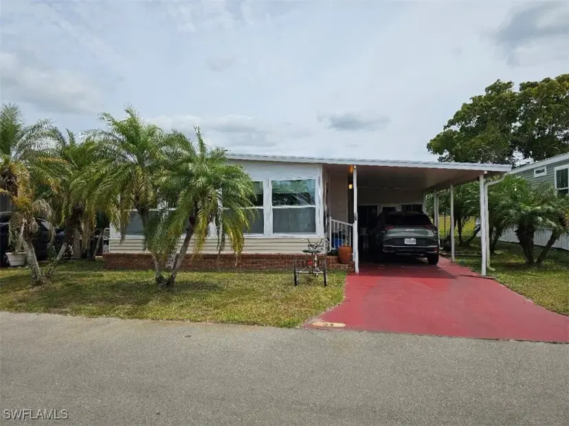 Picture of 94 Poinsettia Dr, Fort Myers FL 33905