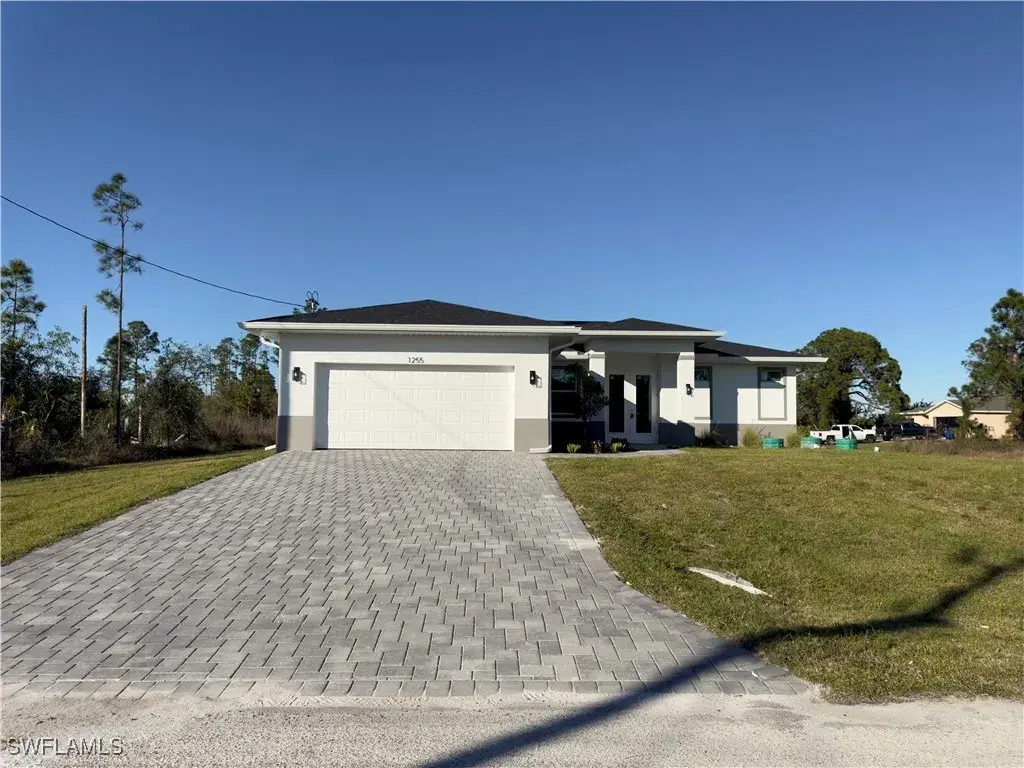 Picture of 1255 Edna St E, Lehigh Acres, FL 33974
