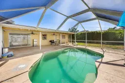 Picture of 915 SE 20Th St, Cape Coral, FL 33990