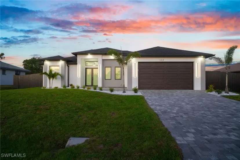 Picture of 123 NE 9Th Ave, Cape Coral FL 33909