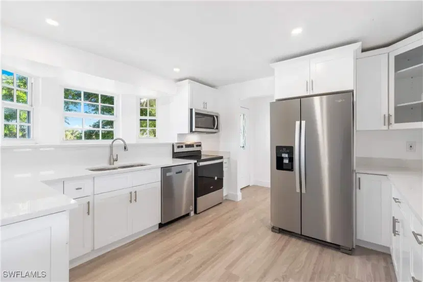 Picture of 713 Durion Ct, Sanibel FL 33957
