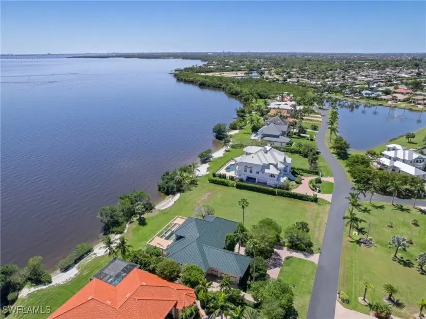 Picture of 12540 Panasoffkee Dr, North Fort Myers FL 33903