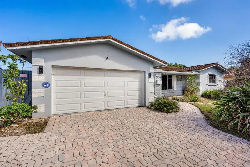Picture of 5730 NE 19Th Terrace, Fort Lauderdale FL 33308