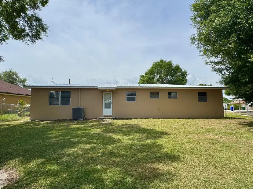 Picture of 1203 SE 8Th Ave, Okeechobee FL 34974