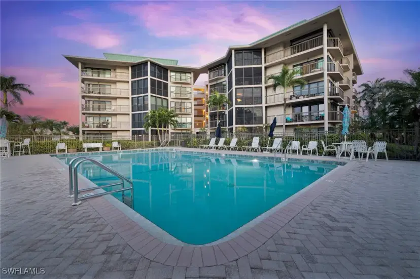 Picture of 845 Collier Ct 503, Marco Island FL 34145