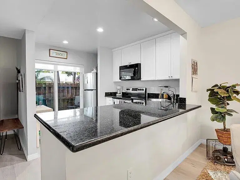 Picture of 910 Banks Road, Coconut Creek FL 33063