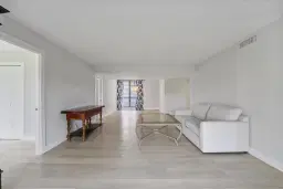 Picture of 5344 Woodland Lakes Drive 120, Palm Beach Gardens, FL 33418
