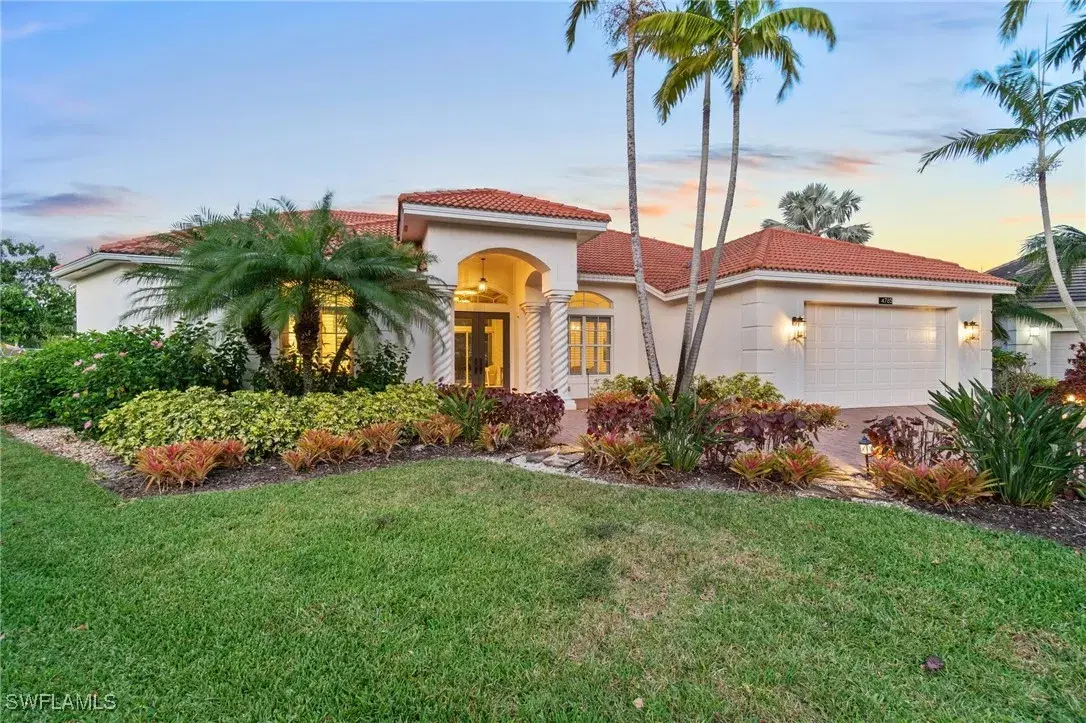 Picture of 4785 Kittiwake Ct, Naples, FL 34119