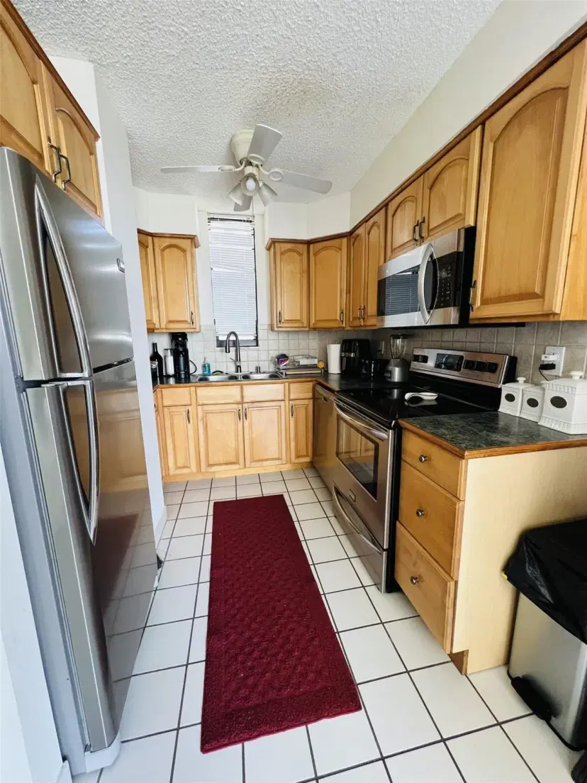 Picture of 1000 S Ocean Blvd 15J, Pompano Beach FL 33062